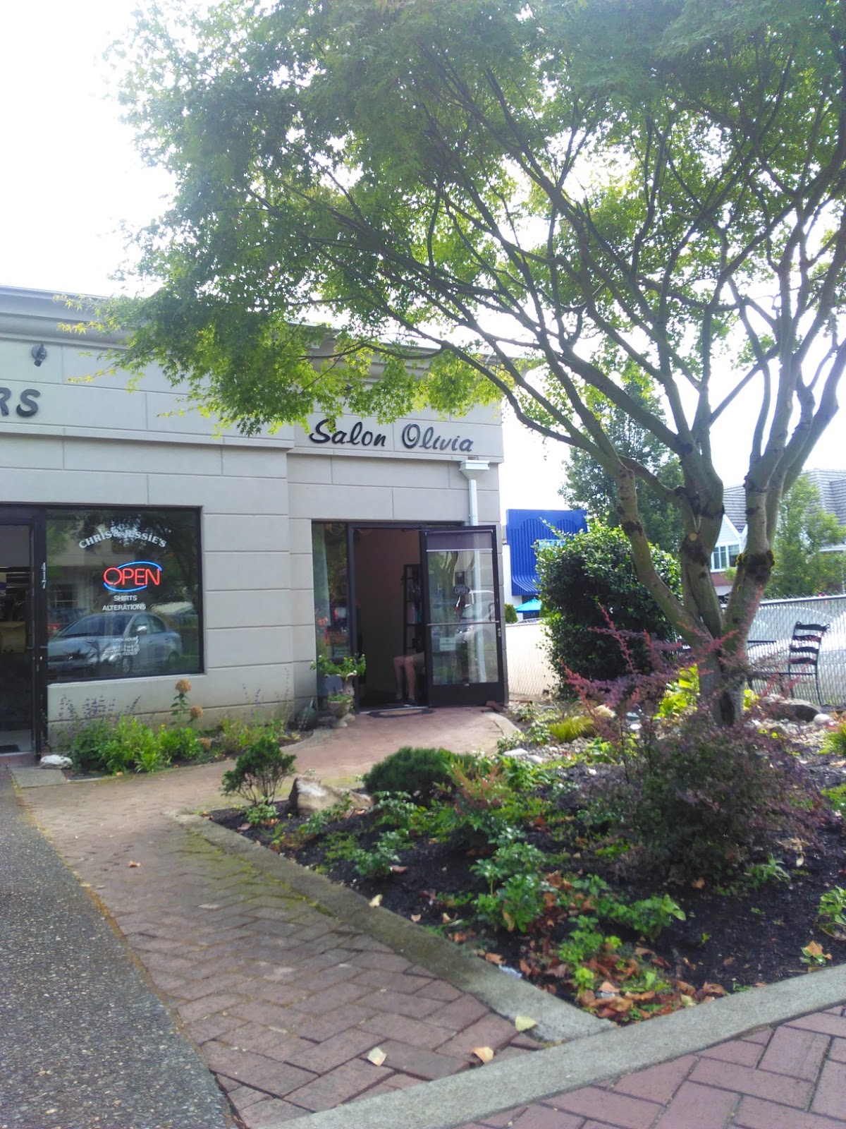 Salon Olivia