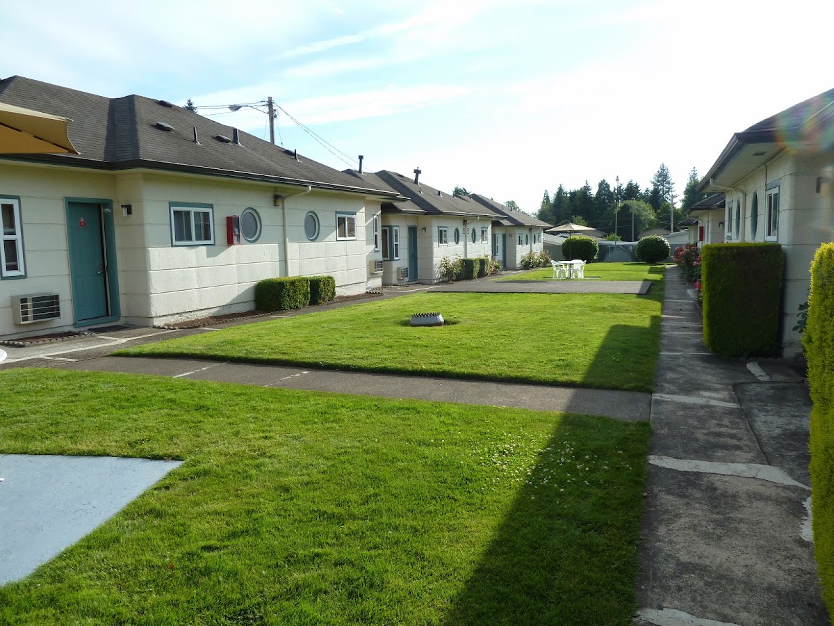 Milwaukie Inn